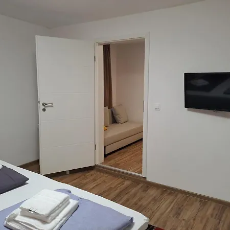 Grüner Baum - Melissone Italian Restaurant Weisenbach